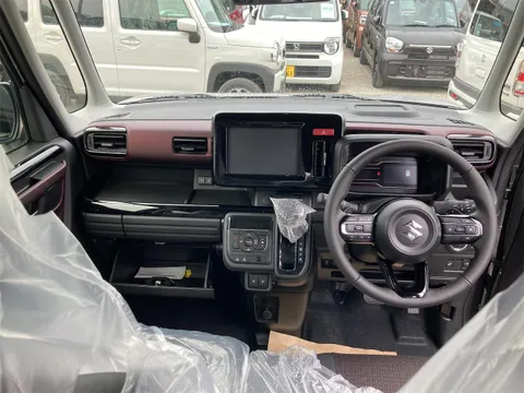 Suzuki Spacia