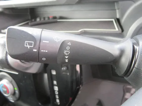 Toyota Pixis Mega