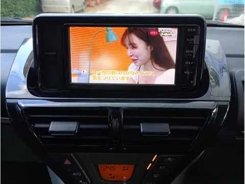 Toyota iQ