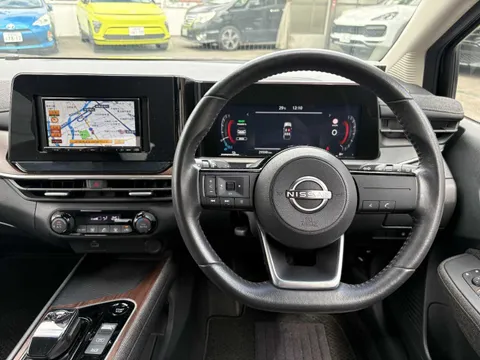 Nissan Note Aura