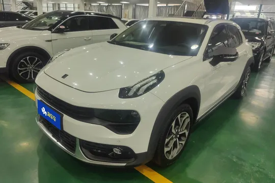 Lynk & Co Lynk & Co 02
