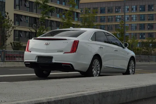 Cadillac XTS