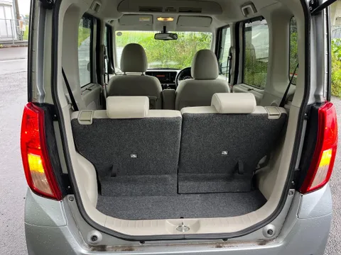 Mitsubishi eK Space