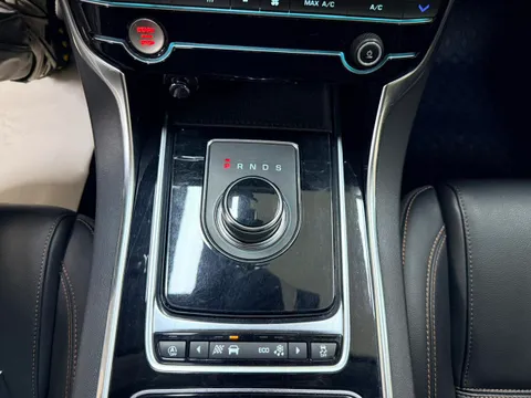 Jaguar XEL
