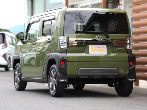 Daihatsu Taft
