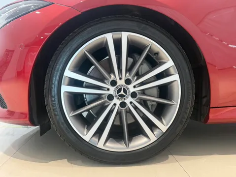 Mercedes-Benz Mercedes-Benz CLS