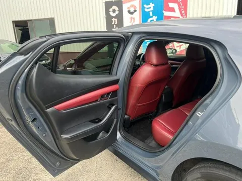 Mazda MAZDA3 Fastback