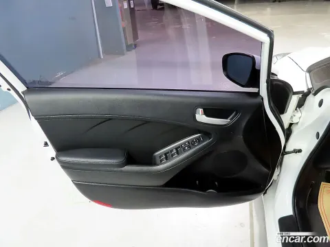 Kia Cerato (K3)