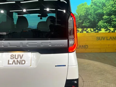 Mitsubishi Delica Mini