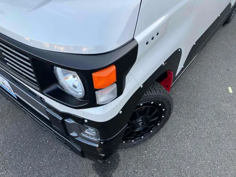 Mitsubishi Delica Mini