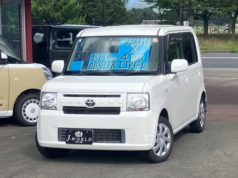 Toyota Pixis Space