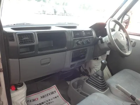 Nissan Clipper Truck