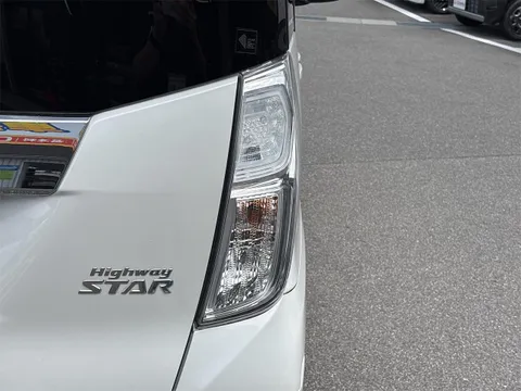 Nissan Dayz Roox
