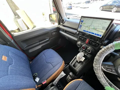 Suzuki Jimny Nomade