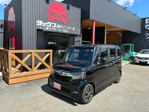 Honda N-BOX Custom