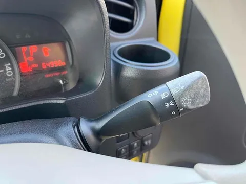 Daihatsu Mira Tocot
