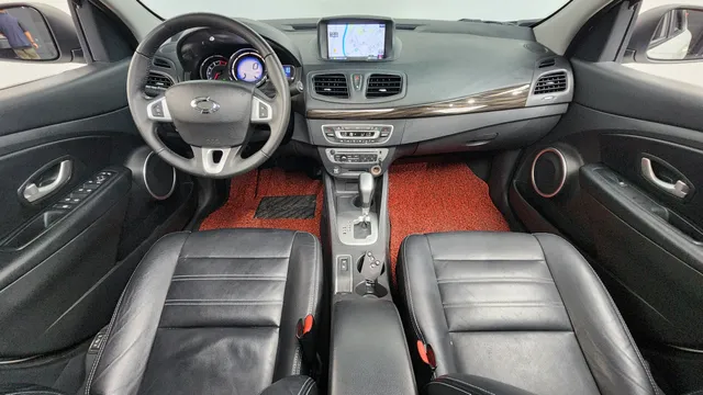 Renault SM3