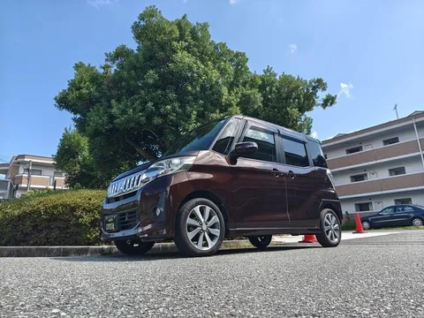 Mitsubishi eK Space Custom
