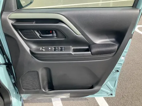 Suzuki Spacia Gear