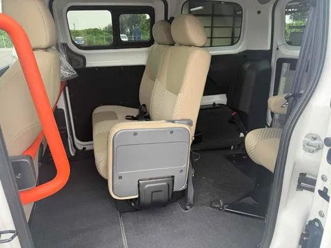 Nissan Vanette