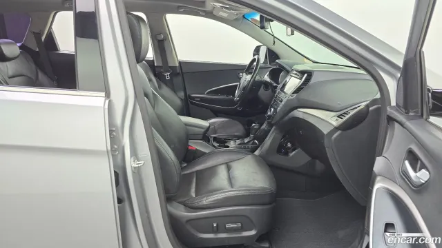 Hyundai Grand Santa Fe (Maxcruz)