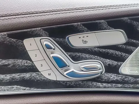Mercedes-Benz Mercedes-Benz CLS