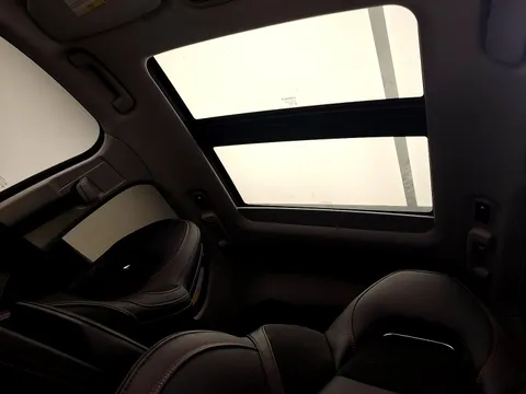 Lynk & Co 02