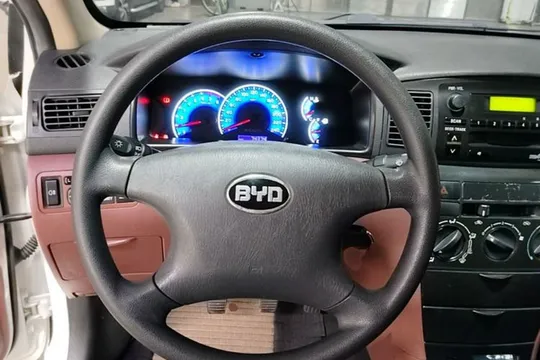 BYD F3