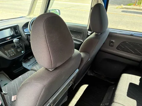 Mitsubishi eK Space Custom