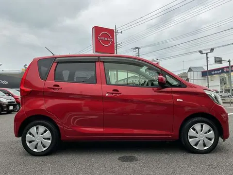 Mitsubishi eK Wagon