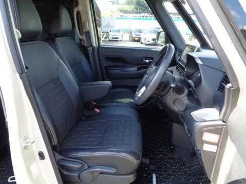 Mitsubishi Delica Mini