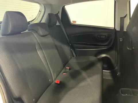 Toyota Yaris (Vitz)