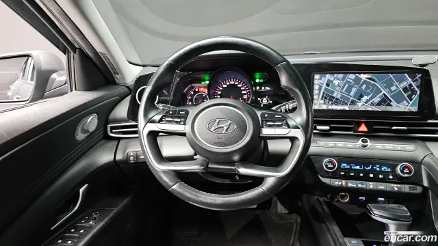 Hyundai Elantra (Avante)