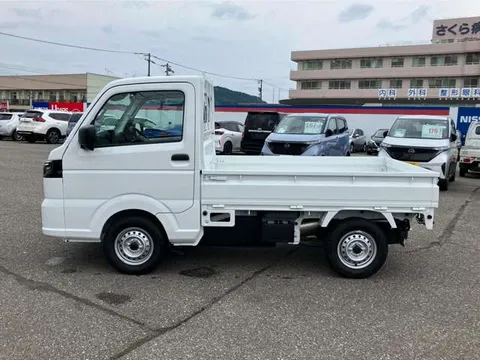 Nissan Clipper Truck