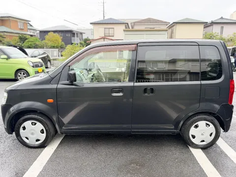 Nissan Otti