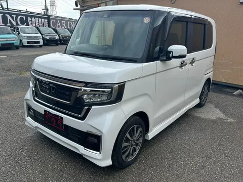 Honda N-BOX Custom