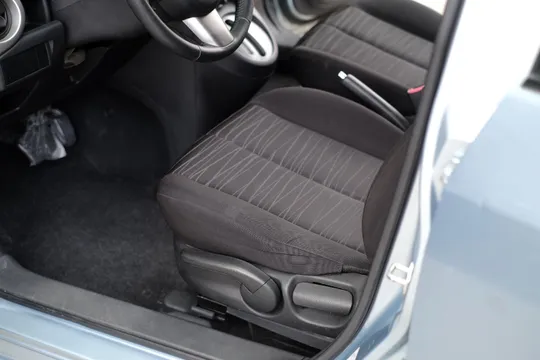 Mazda Mazda 2