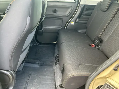 Suzuki Spacia Gear