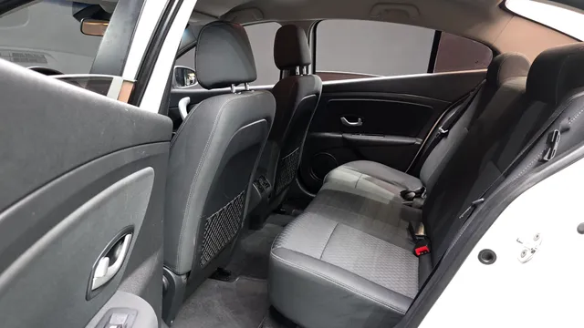Renault SM3