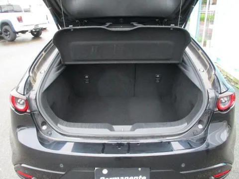 Mazda MAZDA3 Fastback