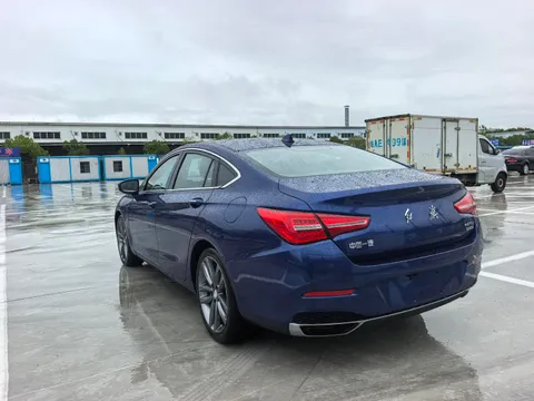 Hongqi H5