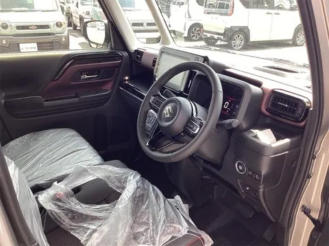Suzuki Spacia Custom