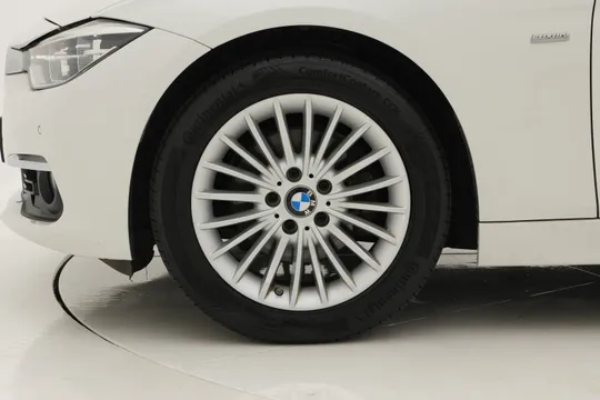 BMW BMW