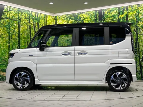 Suzuki Spacia Custom