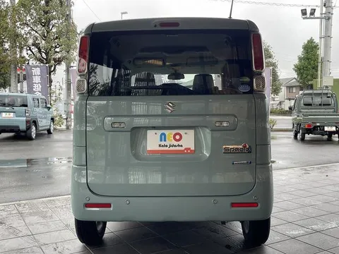 Suzuki Spacia