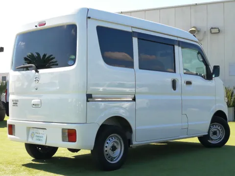 Nissan Clipper