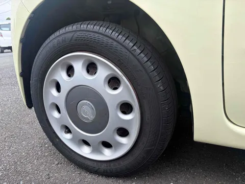 Daihatsu Mira Cocoa