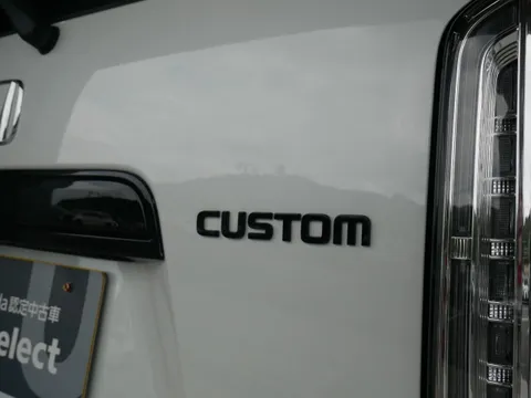 Honda N-WGN Custom