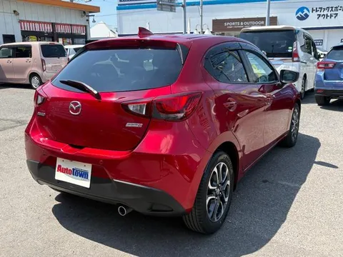 Mazda Mazda2 (Demio)