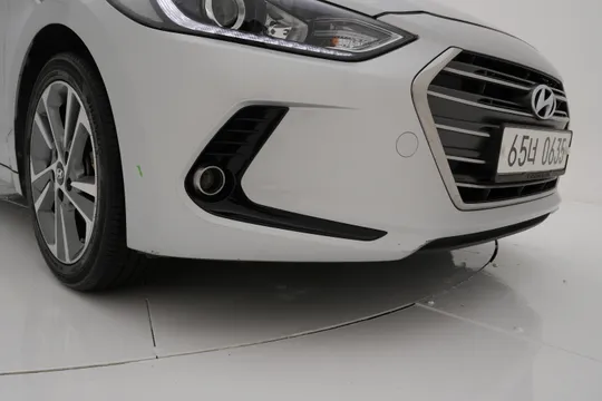 Hyundai Elantra (Avante)